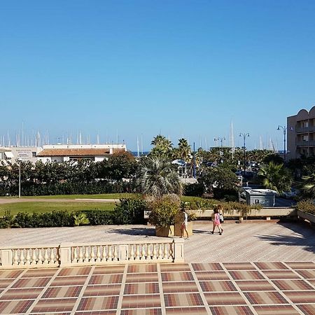 Residence Port Hyeres Les Palmiers Exterior photo